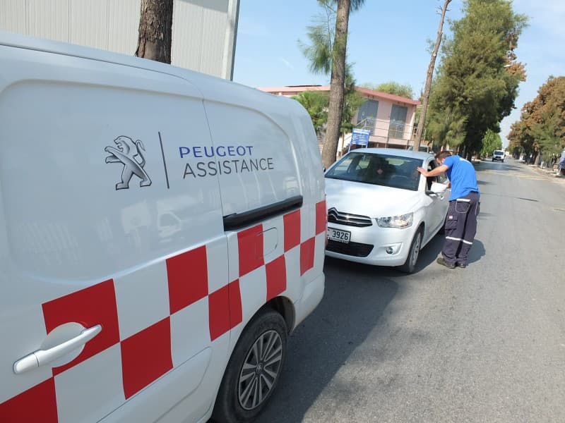 Karşıyaka & Çiğli'de Bagaj Amortisör Değişimi